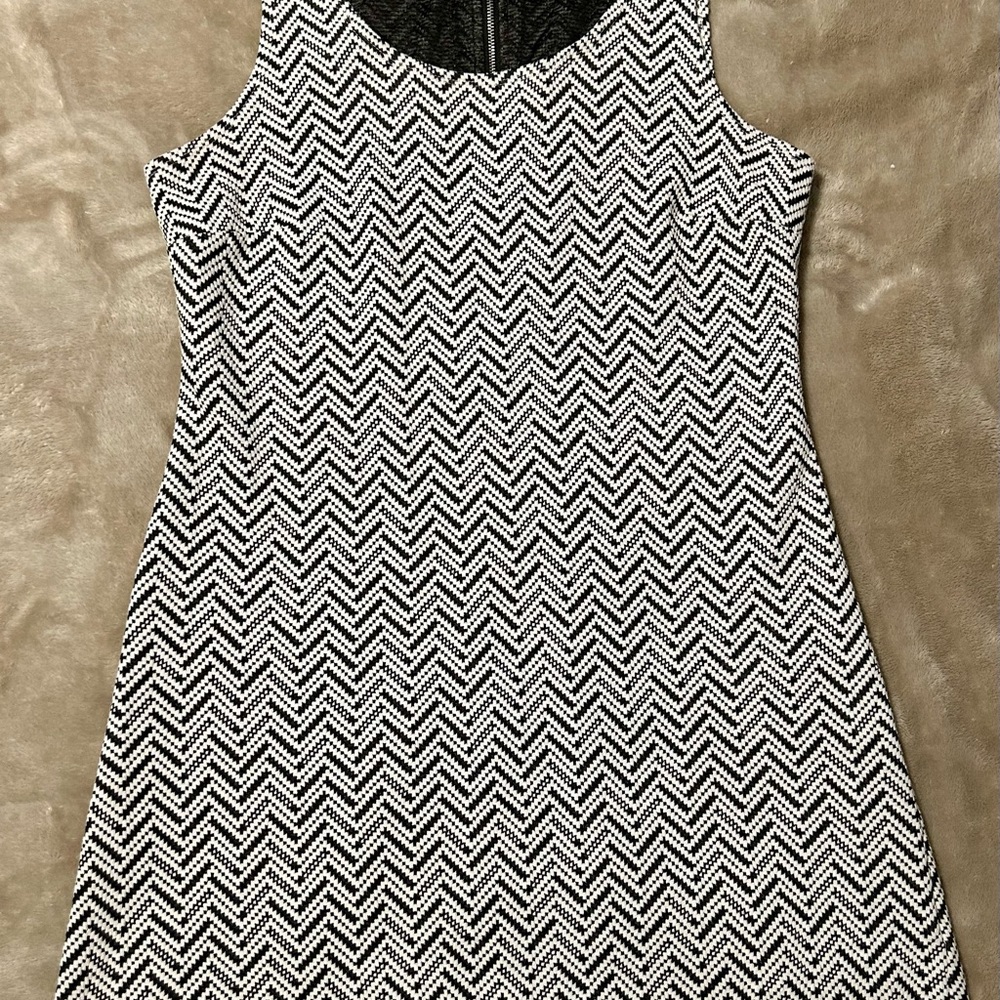 Maurices Black and White Sleeveless Sheath Dress